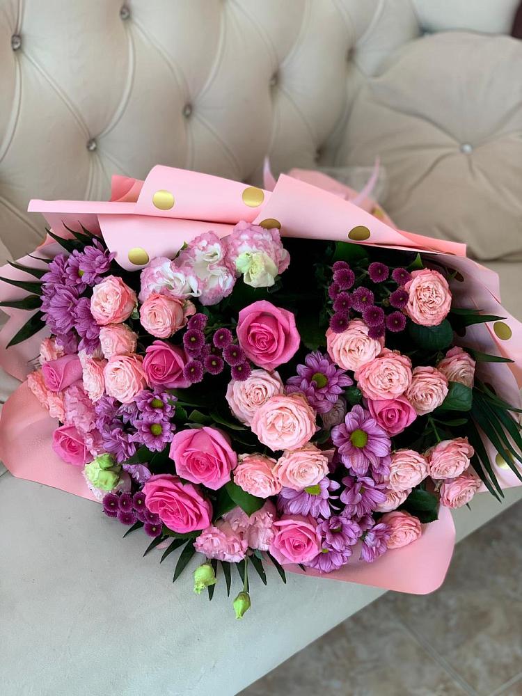 Букет цветов из: Хризантемы, Розы и Лизиантусы в Родниковской