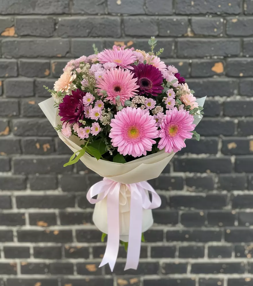 Букет цветов из: Герберы и Хризантемы в Родниковской
