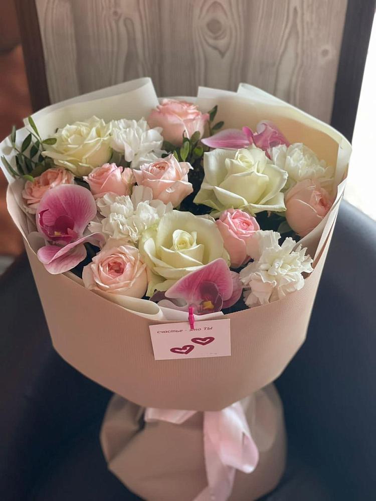 Букет цветов из: Орхидеи, Розы и Гвоздики в Родниковской