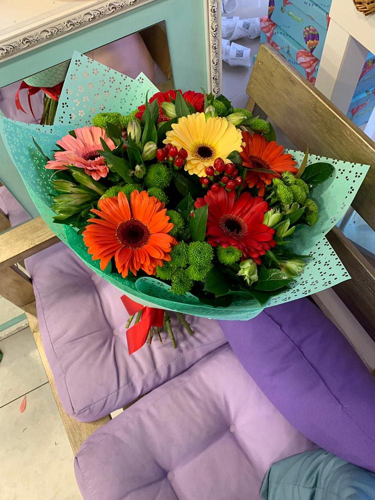 Букет цветов из: Герберы, Хризантемы и Альстромерии в Родниковской