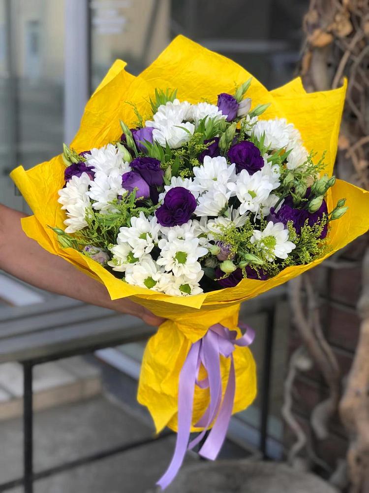 Букет цветов из: Ирисы, Хризантемы и Ромашки в Родниковской