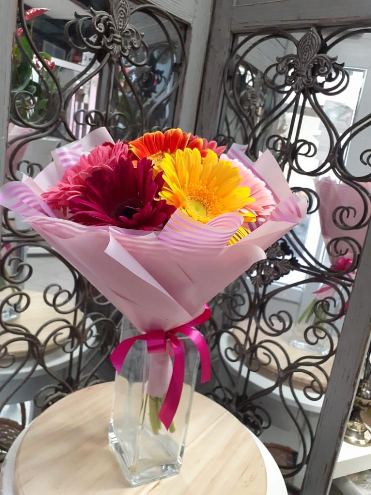 Букет цветов из: Герберы в Родниковской