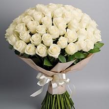 Букет 101 беля роза Белоснежка в Родниковской
