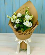 Букет цветов из:  Хризантемы и Лизиантусы в Родниковской