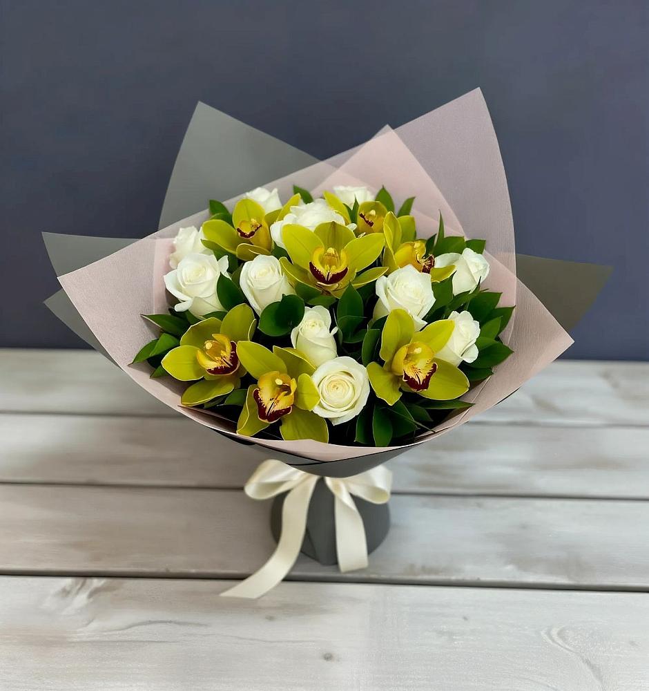 Букет цветов из: Орхидеи и Розы в Родниковской