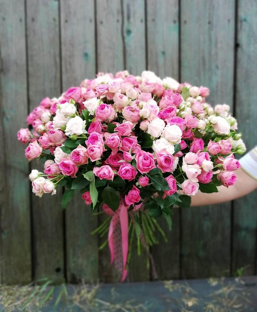 Букет Розовые кустовые розы Натали и Лав Лидия в Родниковской