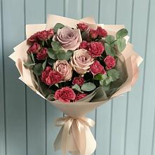 Букет цветов из:  Гвоздики и Розы в Родниковской