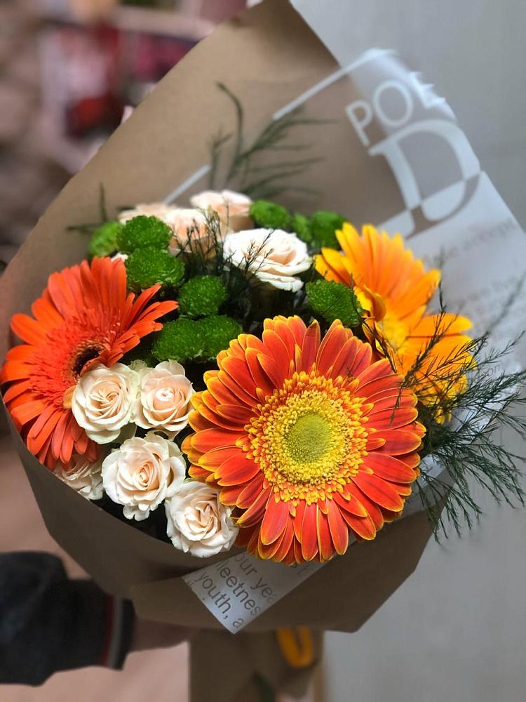 Букет цветов из: Герберы, Хризантемы и Розы в Родниковской
