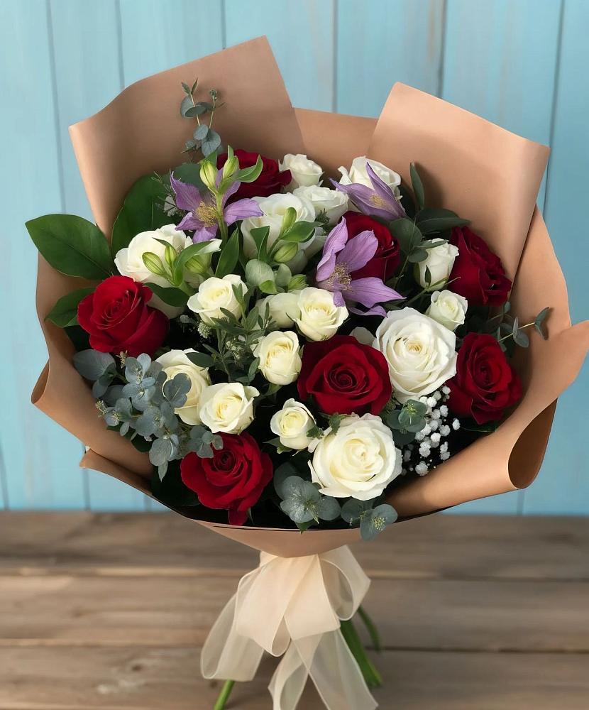 Букет цветов из: Розы и Альстромерии в Родниковской