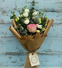 Букет цветов из:  Розы и Лизиантусы в Родниковской